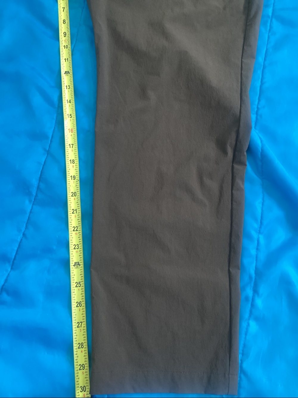 Alo pants - Picture 11 of 13